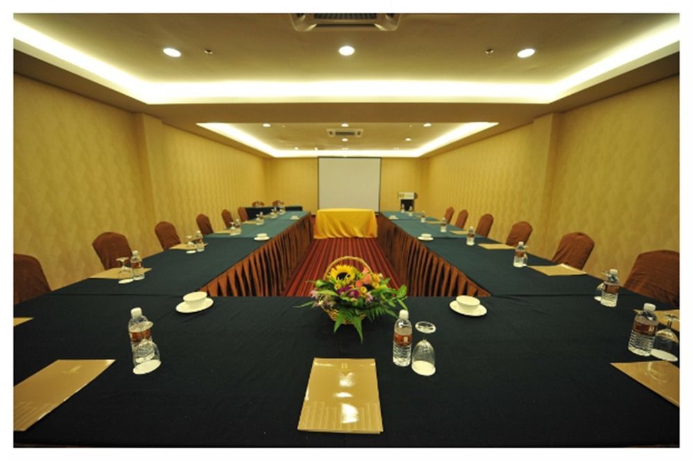 11@Century Hotel Johor Bahru Extérieur photo